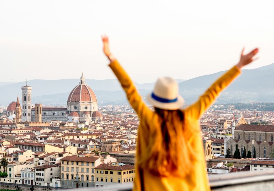 Мечтана Италия: Полет от София + 7 нощувки със закуски и вечери на човек + екскурзия до Римини, Флоренция, Градара, Равена и Сан Марино, снимка 2