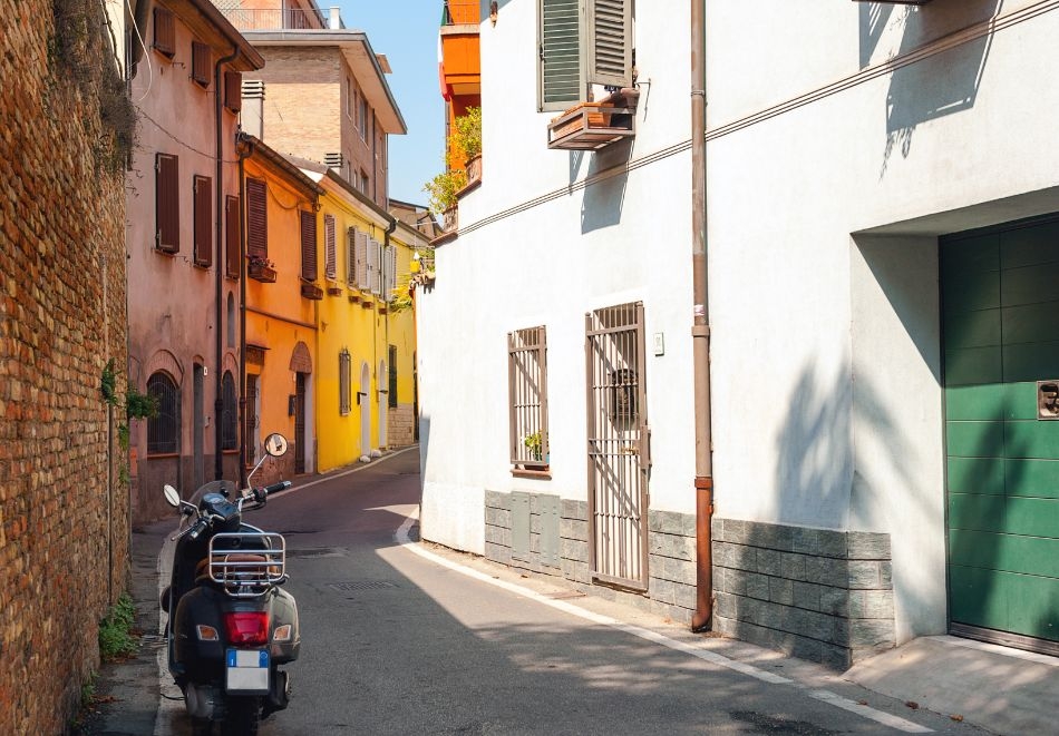 Мечтана Италия: Полет от София + 7 нощувки със закуски и вечери на човек + екскурзия до Римини, Флоренция, Градара, Равена и Сан Марино, снимка 12
