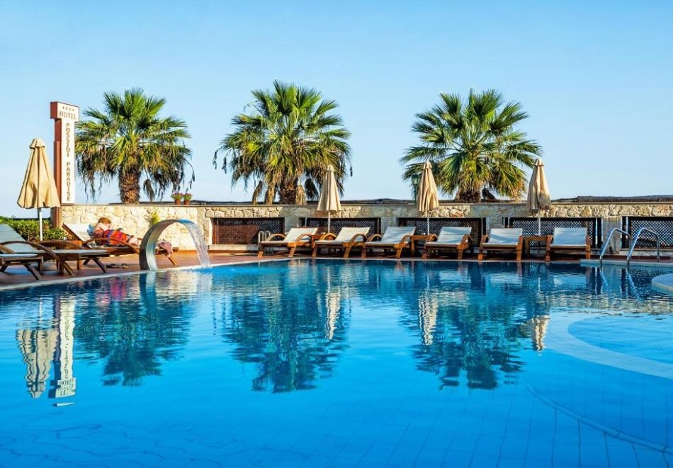 На първа линия в Посиди, Гърция: Нощувка на човек със закуска и вечеря + басейн в Xenios Possidi Paradise Hotel****, снимка 2