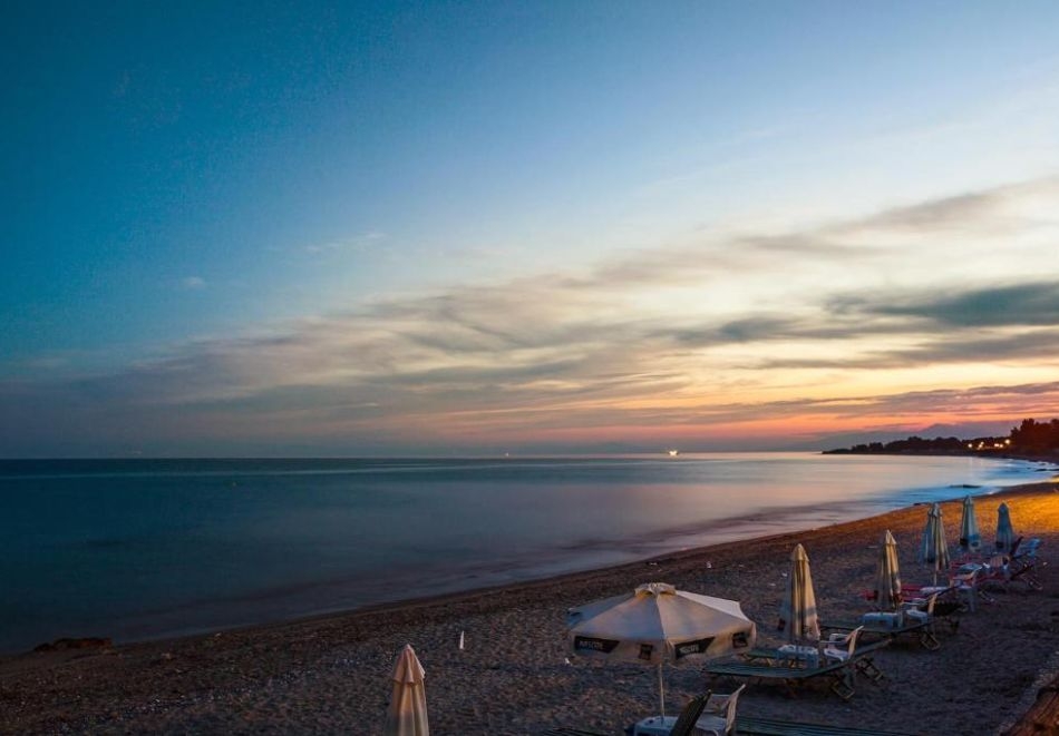 На първа линия в Посиди, Гърция: Нощувка на човек със закуска и вечеря + басейн в Xenios Possidi Paradise Hotel****, снимка 18