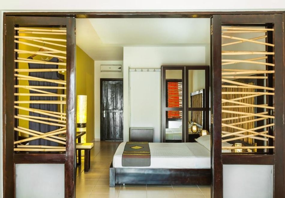 На първа линия в Посиди, Гърция: Нощувка на човек със закуска и вечеря + басейн в Xenios Possidi Paradise Hotel****, снимка 8