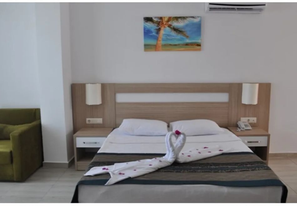 Промо оферта през май на 200м. от плажа в Алания, Турция: Полет от София + 7 All Inclusive нощувки на човек в Green Life Hotel 4*, снимка 6
