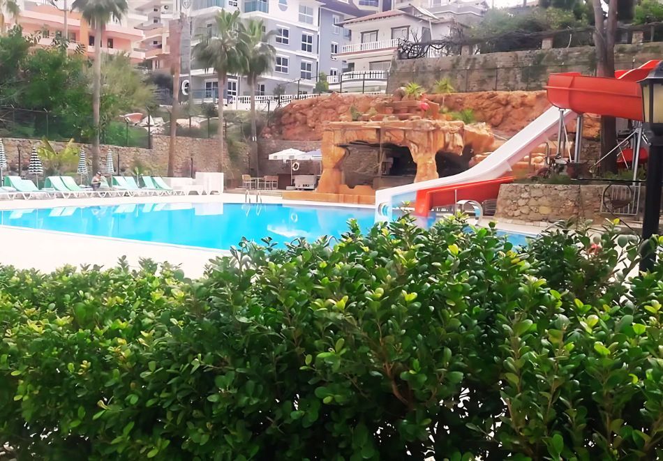Промо оферта през май на 200м. от плажа в Алания, Турция: Полет от София + 7 All Inclusive нощувки на човек в Green Life Hotel 4*, снимка 5