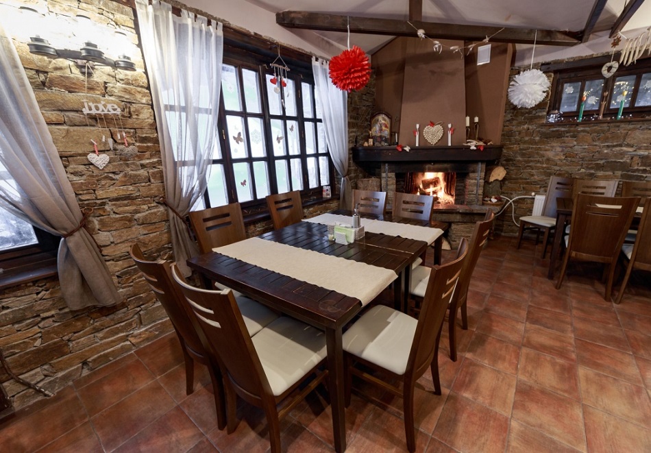 1 или 3 нощувки на човек със закуска + сауна в Апартаменти за гости Зелен Проглед до Пампорово, снимка 5