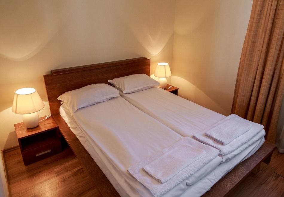 1 или 3 нощувки на човек със закуска + сауна в Апартаменти за гости Зелен Проглед до Пампорово, снимка 10