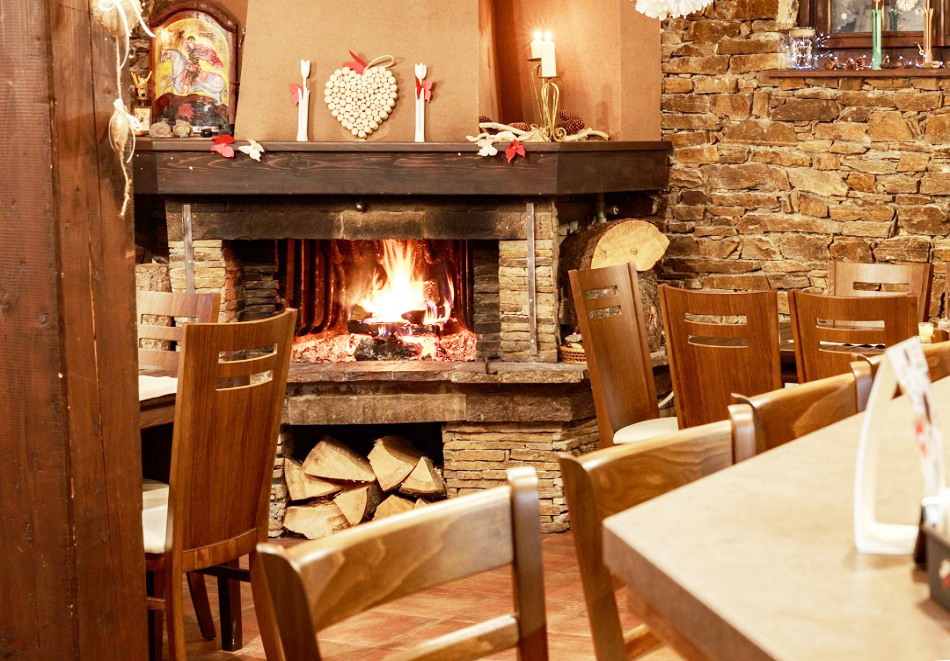 1 или 3 нощувки на човек със закуска + сауна в Апартаменти за гости Зелен Проглед до Пампорово, снимка 4