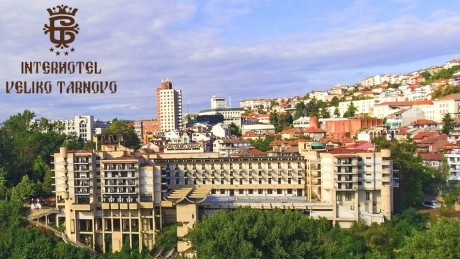 Нощувка на човек със закуска в Интерхотел Велико Търново