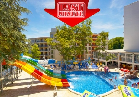 Нощувка на човек на база All Inclusive + басейн, СПА и аквапарк в хотел Престиж Делукс Хотел Аквапарк Клуб****, Златни пясъци