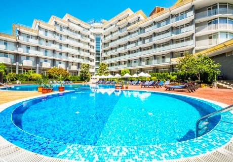 3+ нощувки на човек на база All Inclusive + басейн в Хотел Перла***, Слънчев Бряг