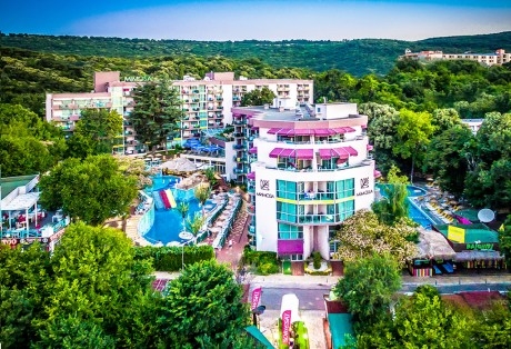 Почивка в Златни Пясъци! Нощувка на човек на база All inclusive + 2 външни басейна и водни пързалки в СООЕЕ Мимоза Съншайн хотел****. Дете до 13г. - БЕЗПЛАТНО!