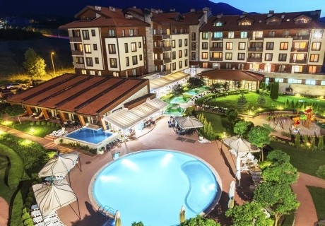 Майски празници, до Банско! 2 или 3 нощувки на човек на база All Inclusive + басейн и СПА зона от Мурите Клуб Хотел