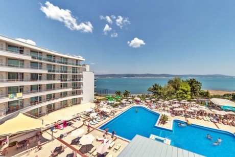 3 или повече нощувки на човек на база All Inclusive в хотел Феста Панорама****, Несебър