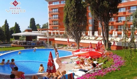 Нощувка на човек на база All Inclusive light в комплекс Виго, Несебър