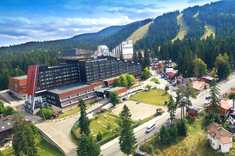 2+ нощувки на човек на база All Inclusive light + басейн и термо зона от хотел Самоков****, Боровец
