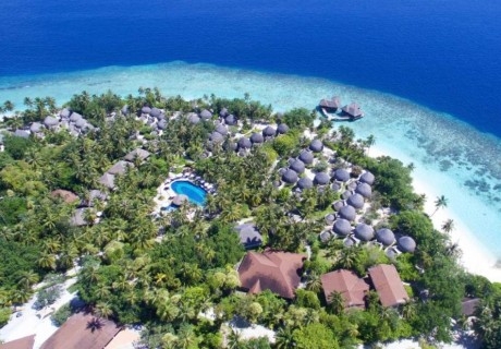Почивка в BANDOS ISLAND RESORT & SPA 4*, Малдивите от октомври до декември 2021. Чартърен полет от София + 7 нощувки на човек със закуски, обеди и вечери!