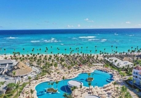 Почивка в хотел BAHIA PRINCIPE LUXURY AMBAR 5*, Пунта Кана, Доминикана от октомври до декември 2021. Чартърен полет от София + 7 нощувки на човек на база All Inclusive!