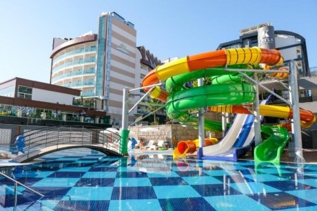 Майски празници в хотел KAILA BEACH HOTEL 5*, Алания, Анталия! Автобусен транспорт + 7 нощувки на база Аll Inclusive на човек + басейн и SPA. Дете до 12.99г. безплатно