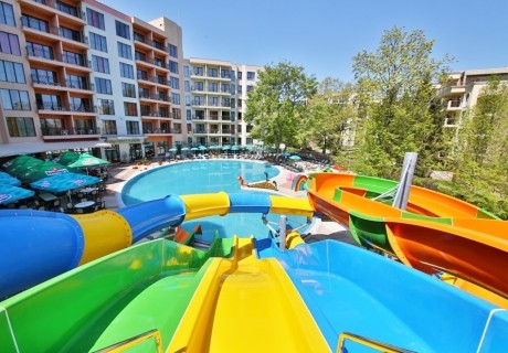 Почивка в Златни пясъци! Нощувка на човек на база All Inclusive + 3 басейна и 2 аквапарка от Престиж хотел и Аквапарк. Дете до 11.99г. - БЕЗПЛАТНО!