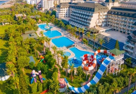 Почивка в MC Arancia Resort Hotel & Spa 5*Алания, Турция! Автобусен транспорт + 7 нощувки на човек на база Ultra All Inclusive + басейни и водни пързалки. Дете до 12.99 г. БЕЗПЛАТНО!