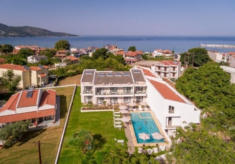 Нощувка в луксозен апартамент с за 2-ма, 4-ма или 6-ма + басейн в B&D LUXURY SUITES, Скала Потамия, о. Тасос. Гърция
