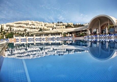 Почивка в YASMIN BODRUM RESORT 5*, Бодрум, Турция. Чартърен полет от София + 7 нощувки на човек на база Ultra Inclusive!