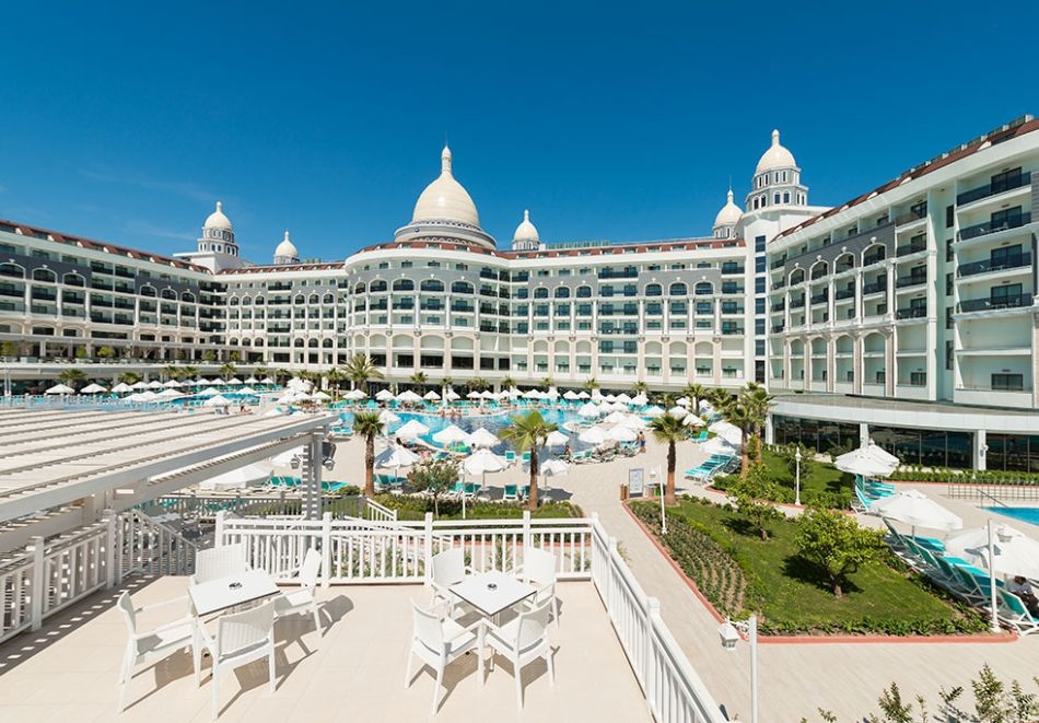 21.04 в Diamond Premium Hotel & Spa 5*, Сиде, Турция! Автобусен транспорт + 7 нощувки на база Ultra Аll Inclusive на човек + басейни, аквапарк и СПА. Дете до 13г. БЕЗПЛАТНО!