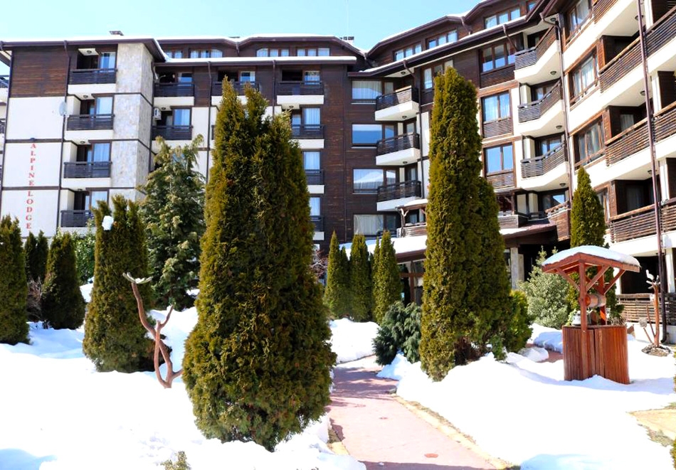 Нощувка на човек + трансфер до лифт и ски гардероб + релакс зона от Апартаменти за гости в Комплекс Алпин Лодж, Банско. Дете до 5.99г - Безплатно!