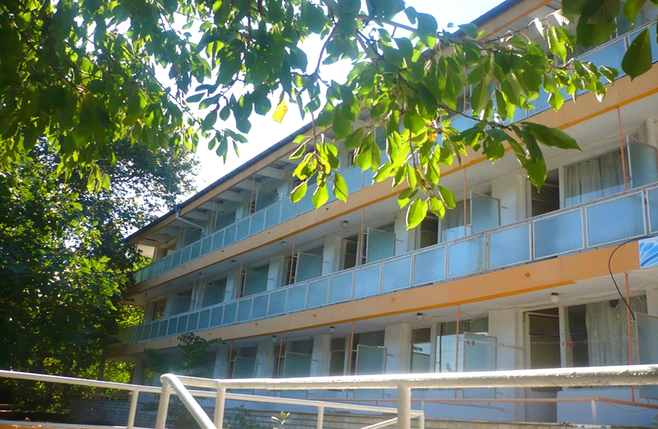 6 нощувки на човек със закуски и вечери в Почивна база Глобуса, Китен