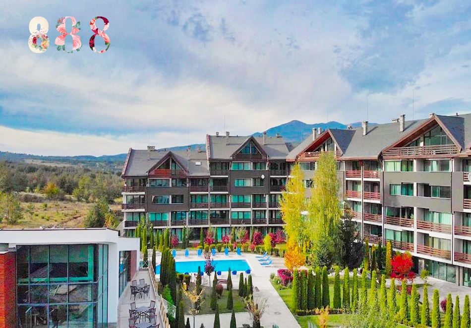 8-ми март в Разлог до Банско! 2 нощувки на човек със закуски и празнична вечеря + масаж за всяка дама и релакс зона в комплекс Локал Стей