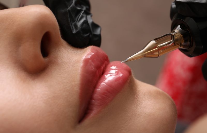 Микропигментация на устни от салон за красота KK lashes, София