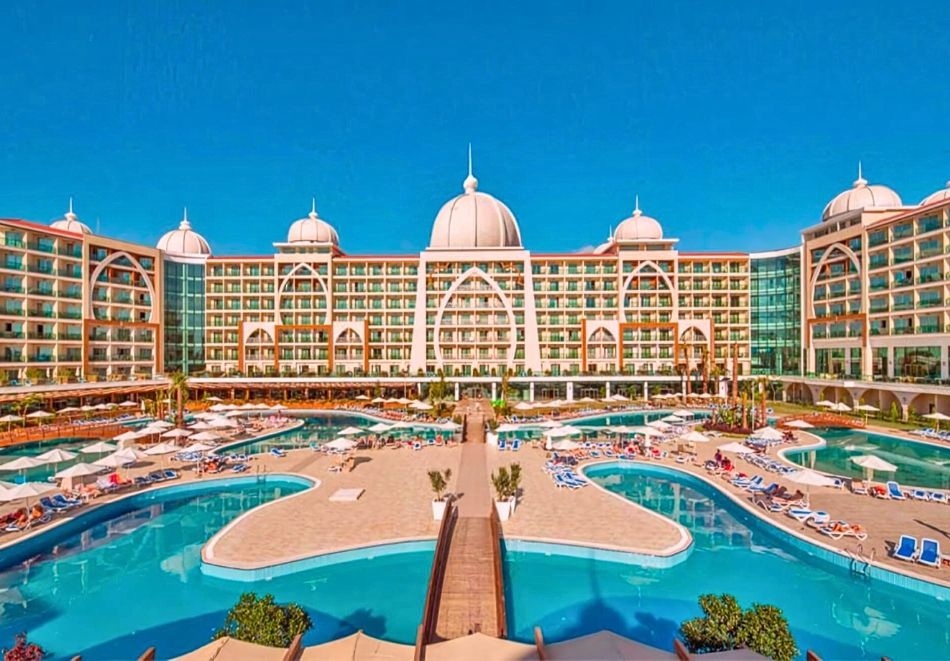 Ultra All Inclusive почивка в ALAN XAFIRA DELUXE RESORT & SPA 5*, Алания, Турция. Чартърен полет от София + 7 нощувки на човек