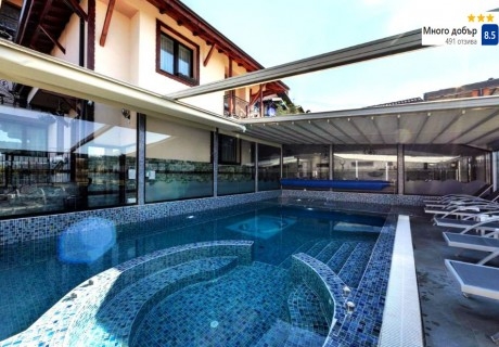 Почивка в Сапарева баня: Нощувка на човек със закуска и вечеря + минерален басейн и релакс пакет в комплекс Коко Хилс