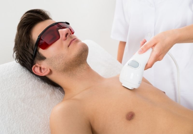 1 процедура диодна лазерна епилация на гърди или корем за мъже от SAVANA ESTHETIC CENTER, Борово