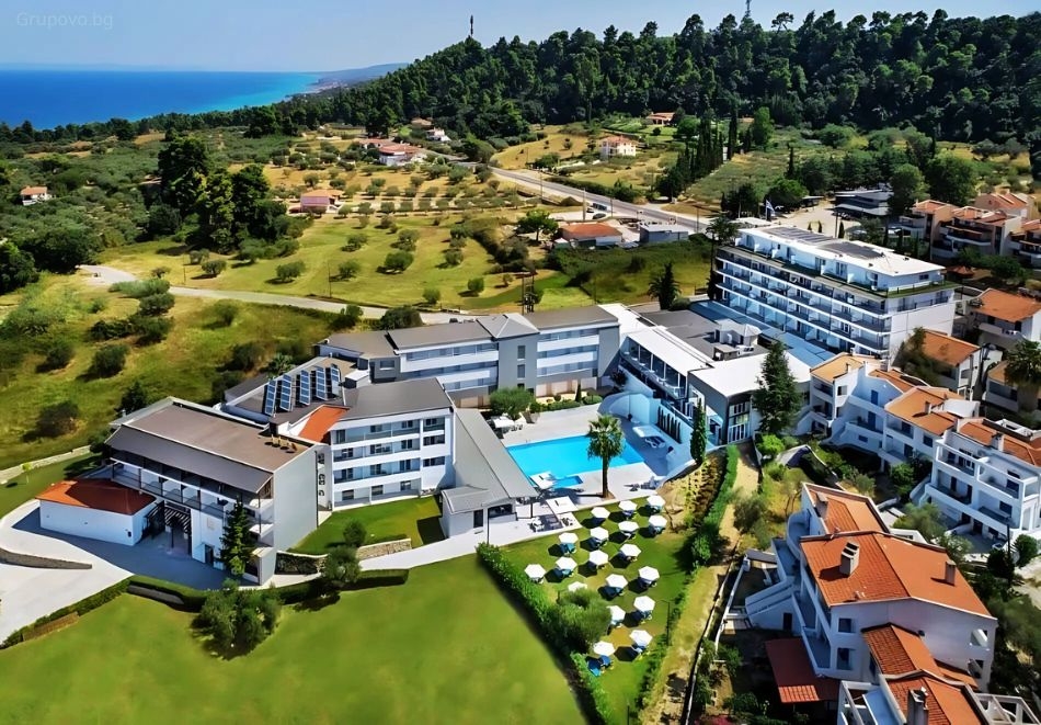 Лято 2025 в Hotel Kriopigi****, Криопиги, Касандра, Гърция! Нощувка за ДВАМА със закуска и вечеря или на база All Inclusive + басейн