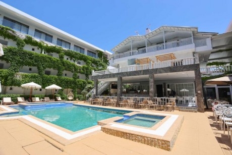 Лято в Olympic Kosma Hotel***, Ханиоти, Гърция! Нощувка със закуска или закуска и вечеря за ТРИМА + басейн