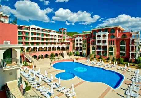 03.07-18.08 на море в Свети Влас! Нощувка на човек на база All Inclusive + басейн от хотел Свети Георги Палас! Дете до 11.99г. - БЕЗПЛАТНО!!!