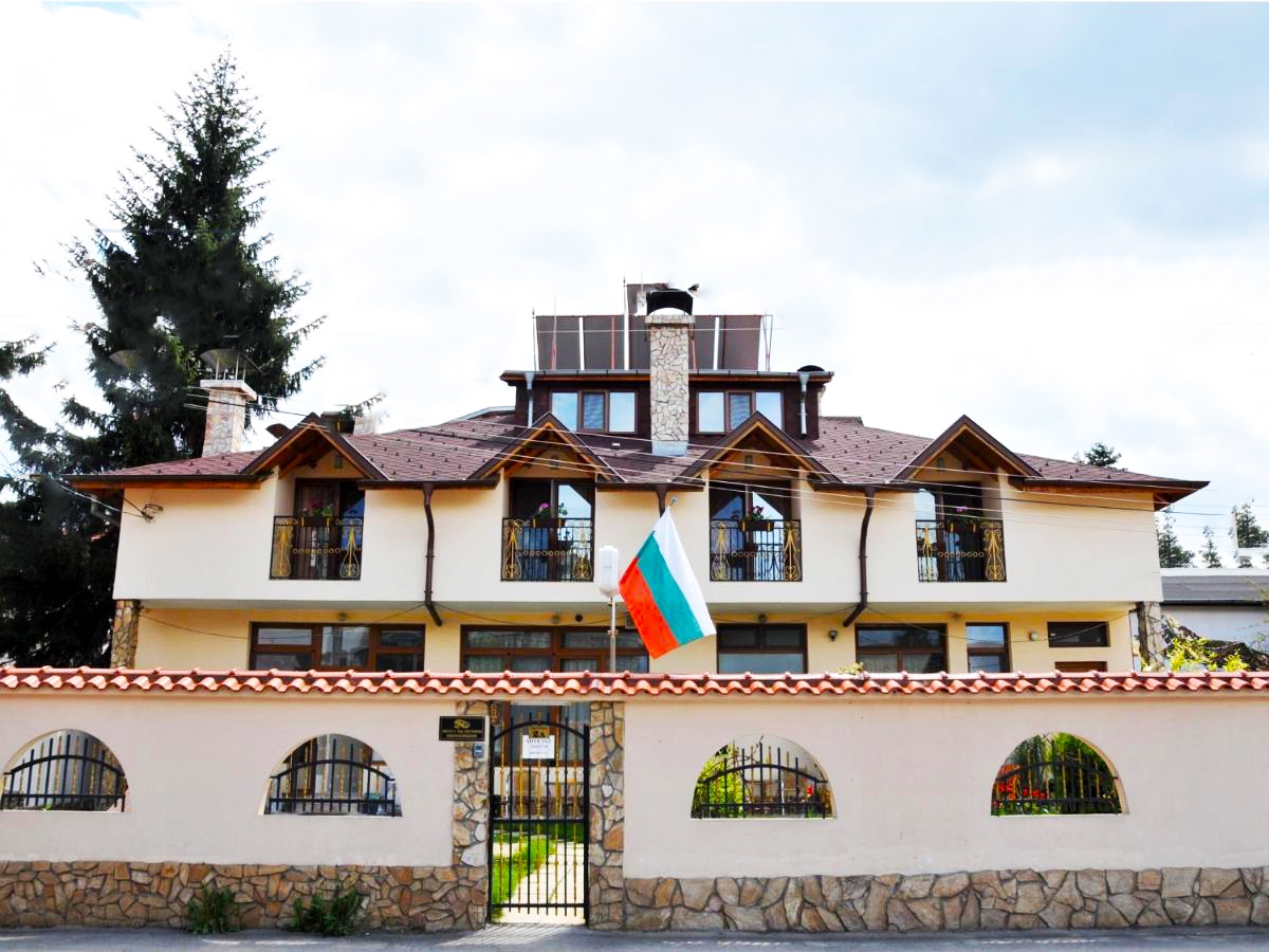 Нощувка за двама в къща за гости Елизабет, Самоков