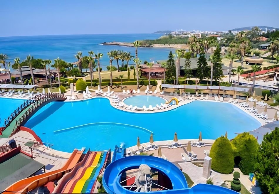 Ultra All Inclusive за ДВАМА на първа линия в OZKAYMAK INCEKUM 5*, Алания, Турция! Автобусен транспорт + 7 нощувки