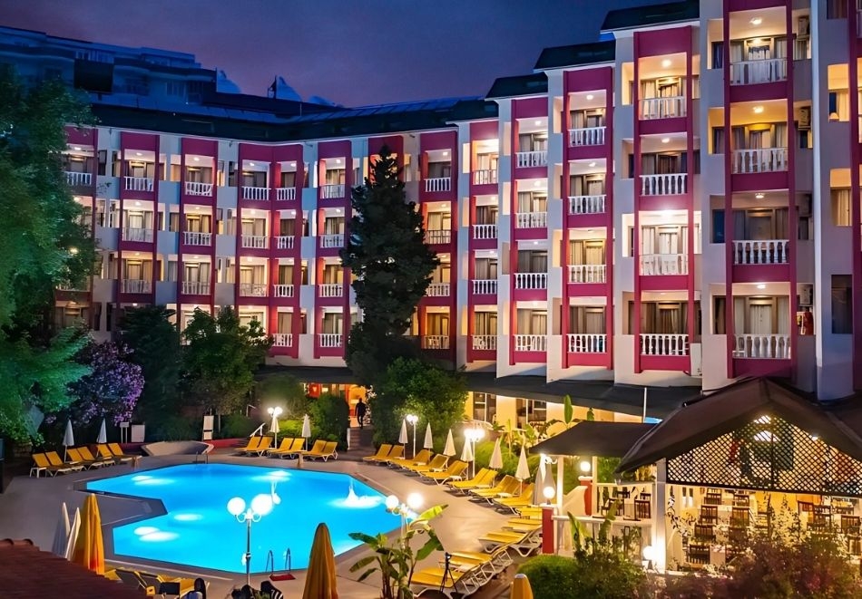 All Inclusive на първа линия в Bieno Club Svs, Алания, Турция. Чартърен полет от София + 7 нощувки на човек