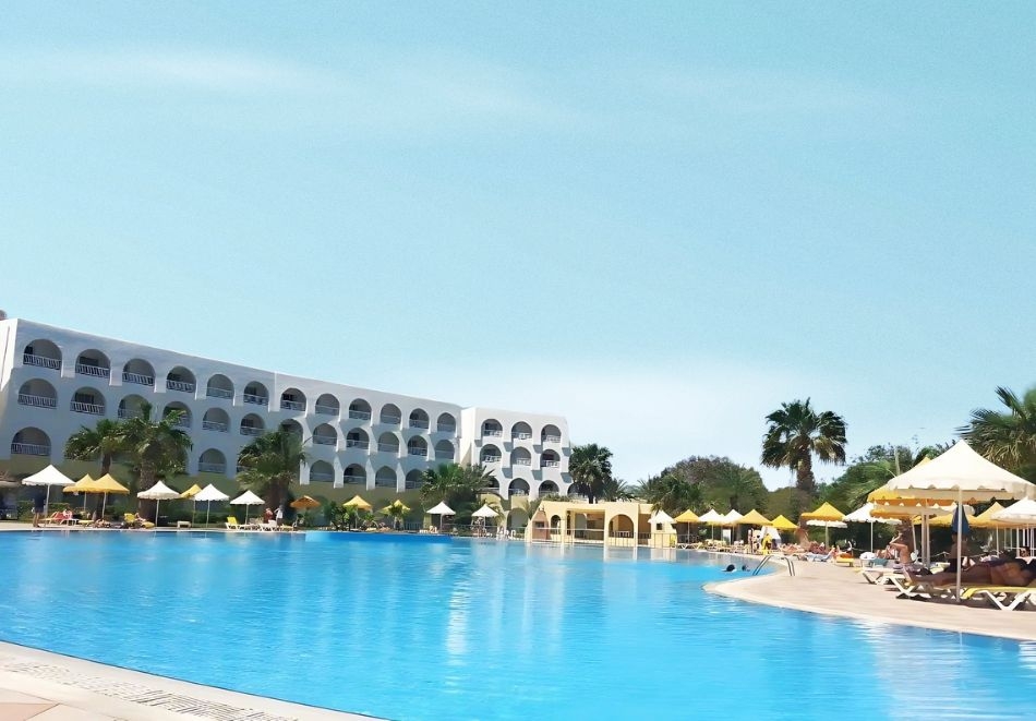 Почивка в SIDI MANSOUR RESORT & SPA DJERBA 4*, о-в Джерба! Чартърен полет от София + 7 нощувки за ДВАМА на база All Inclusive