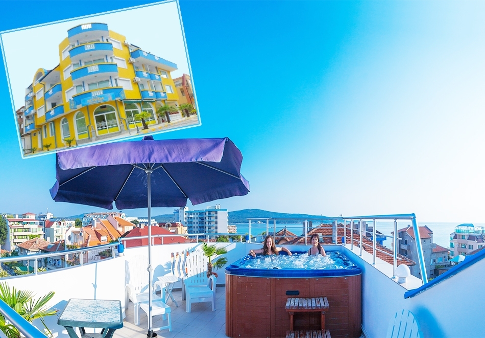 Нощувка на човек със закуска и вечеря + джакузи на покрива от семеен хотел Темида, Приморско