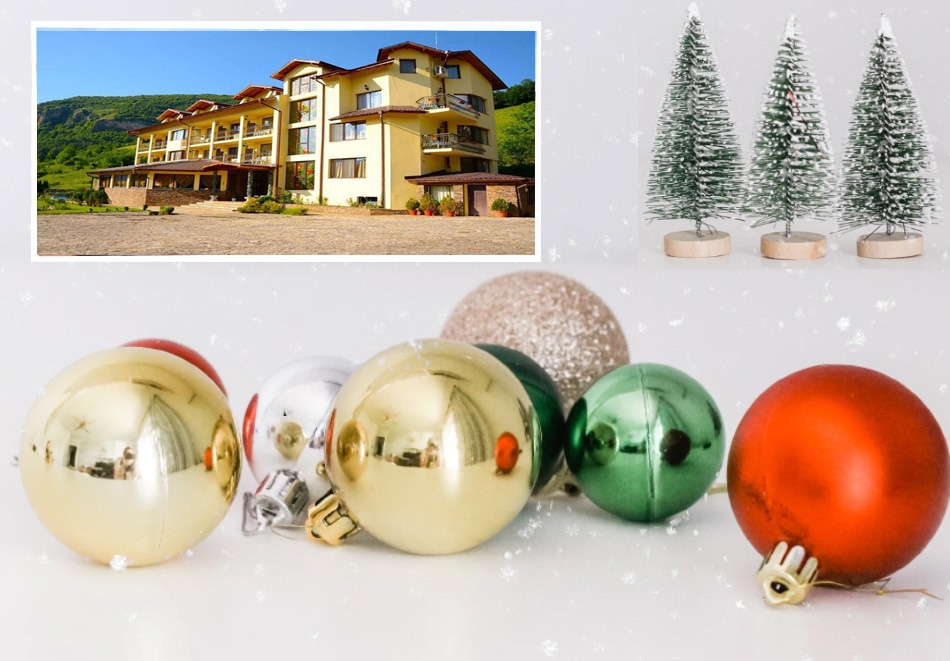 Коледа в Рибарица! 3 нощувки на човек със 3 закуски, 2 празнични обяда и 3 вечери + напитки от Семеен хотел Вежен***