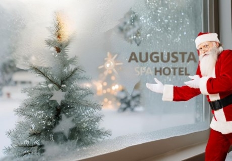 Коледа в хотел Аугуста! 2 или 3 нощувки със закуски и вечери за двама или трима + DJ парти и Танцова Формация Елика + минерални басейни и релакс пакет в Хисаря