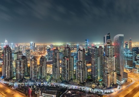 За Нова Година в Дубай и Абу Даби! Самолетен билет от София + 4 нощувки със закуски на човек в Mena Plaza al Barsha 4*