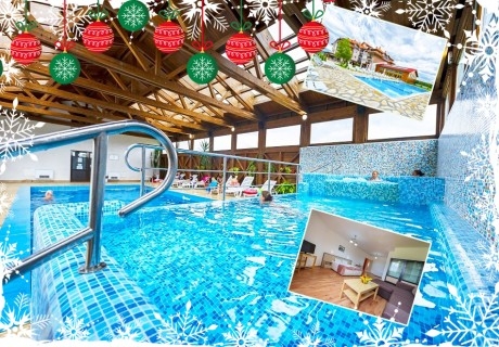 Коледа в с. Баня до Банско! 2, 3 или 4 нощувки на човек със закуски и вечери, две от които празнични + минерален басейн и релакс пакет в хотел Севън Сийзънс