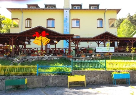 Коледа, до Рилски манастир! 3 нощувки на човек със закуски или закуски и вечери от Семеен хотел При Мечо, местност Елешница