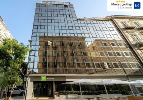 Нова Година в Палермо, Италия + екскурзия до Вулканът Етна и Таормина! Полет от София + 4 нощувки на човек със закуски в Ibis Styles Palermo Cristal 4*