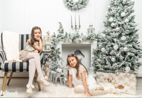 Коледна фотосесия с обработени всички кадри от Артмейд Студио, София
