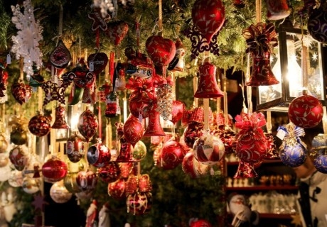 Посещение на Коледния базар в село Чавдар и Копривщица + транспорт за един човек