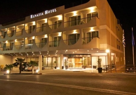 Коледа в Кавала, Гърция! 4 нощувки на човек със закуски + Коледна Гала вечеря в Egnatia City Hotel & Spa****